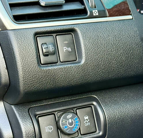 Чорний Тойота Камрі, об'ємом двигуна 2.49 л та пробігом 129 тис. км за 18000 $, фото 21 на Automoto.ua