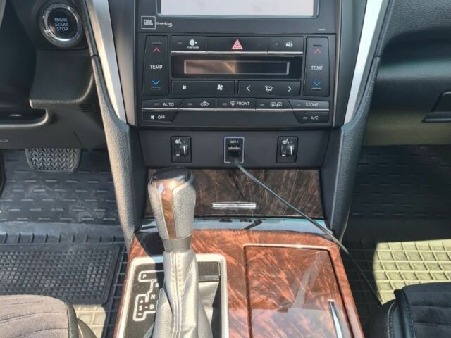 Черный Тойота Камри, объемом двигателя 2.5 л и пробегом 230 тыс. км за 16990 $, фото 6 на Automoto.ua