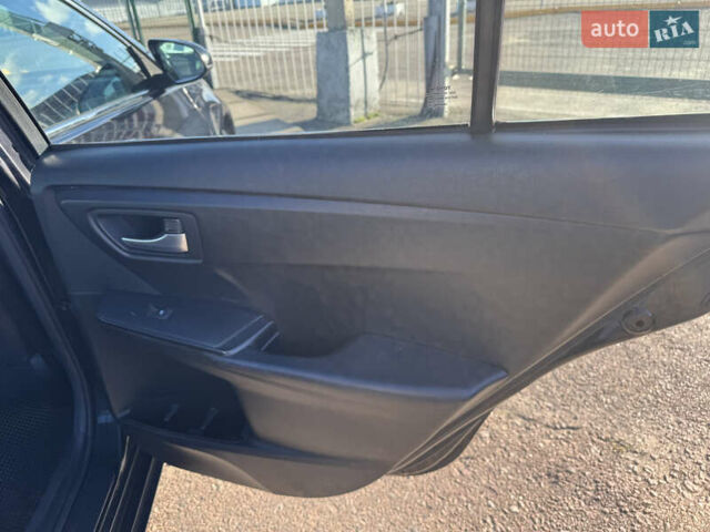 Чорний Тойота Камрі, об'ємом двигуна 2.49 л та пробігом 192 тис. км за 11790 $, фото 29 на Automoto.ua