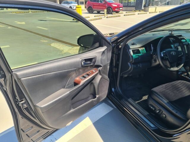 Черный Тойота Камри, объемом двигателя 2.5 л и пробегом 230 тыс. км за 16990 $, фото 3 на Automoto.ua
