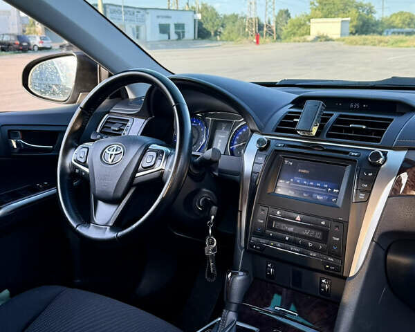 Чорний Тойота Камрі, об'ємом двигуна 2.49 л та пробігом 129 тис. км за 18000 $, фото 16 на Automoto.ua