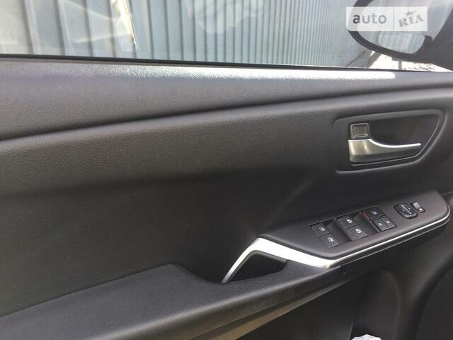 Тойота Камри 2016 в Киеве на Automoto.ua Черный Тойота Камри, объемом двигателя 2.5 л и пробегом 130 тыс. км за 13800 $, фото 19 на Automoto.ua