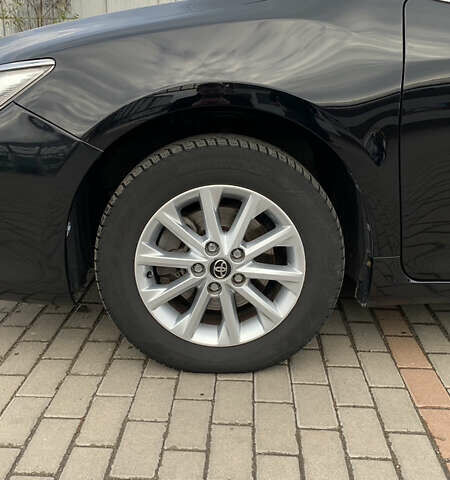 Черный Тойота Камри, объемом двигателя 2 л и пробегом 156 тыс. км за 18500 $, фото 3 на Automoto.ua