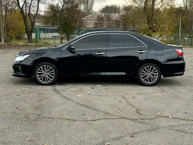 Черный Тойота Камри, объемом двигателя 2.5 л и пробегом 185 тыс. км за 17000 $, фото 6 на Automoto.ua