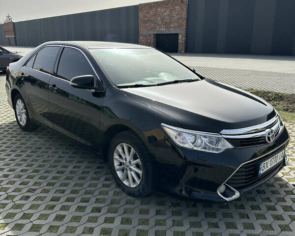 Черный Тойота Камри, объемом двигателя 2.5 л и пробегом 190 тыс. км за 16900 $, фото 4 на Automoto.ua