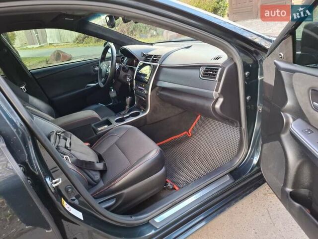 Черный Тойота Камри, объемом двигателя 2.49 л и пробегом 180 тыс. км за 15500 $, фото 18 на Automoto.ua