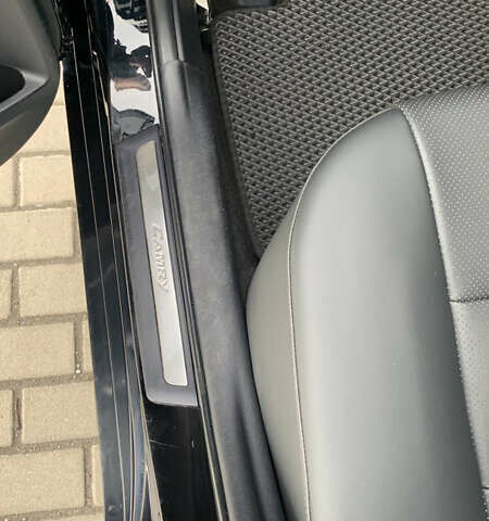 Черный Тойота Камри, объемом двигателя 2 л и пробегом 156 тыс. км за 18500 $, фото 31 на Automoto.ua