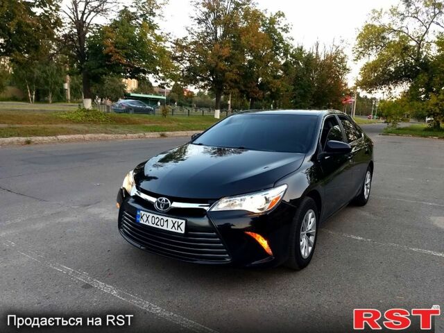 Чорний Тойота Камрі, об'ємом двигуна 2.5 л та пробігом 230 тис. км за 13000 $, фото 1 на Automoto.ua