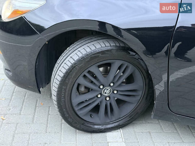 Черный Тойота Камри, объемом двигателя 2.5 л и пробегом 227 тыс. км за 14000 $, фото 5 на Automoto.ua