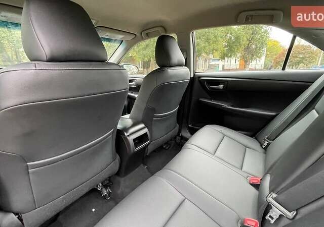 Черный Тойота Камри, объемом двигателя 2.5 л и пробегом 205 тыс. км за 12500 $, фото 5 на Automoto.ua
