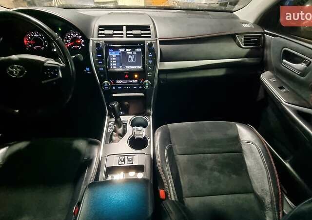 Черный Тойота Камри, объемом двигателя 3.5 л и пробегом 155 тыс. км за 16200 $, фото 14 на Automoto.ua