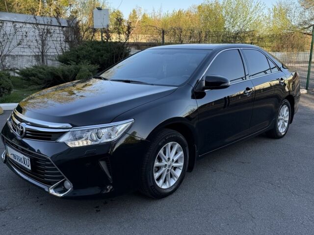 Черный Тойота Камри, объемом двигателя 2.5 л и пробегом 133 тыс. км за 18700 $, фото 2 на Automoto.ua