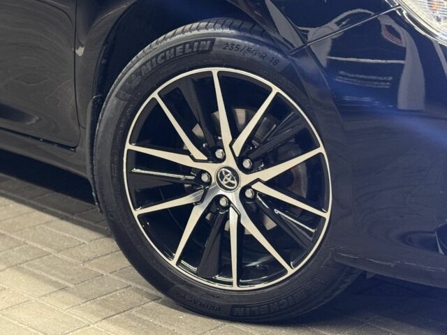 Черный Тойота Камри, объемом двигателя 2.5 л и пробегом 210 тыс. км за 18300 $, фото 4 на Automoto.ua