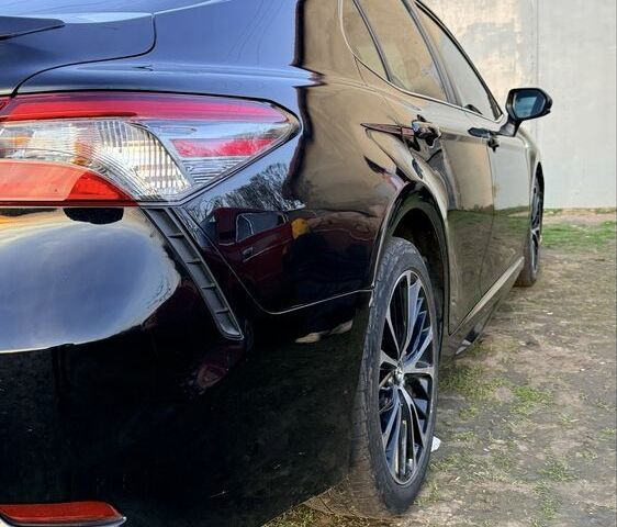 Черный Тойота Камри, объемом двигателя 2.5 л и пробегом 170 тыс. км за 18000 $, фото 18 на Automoto.ua