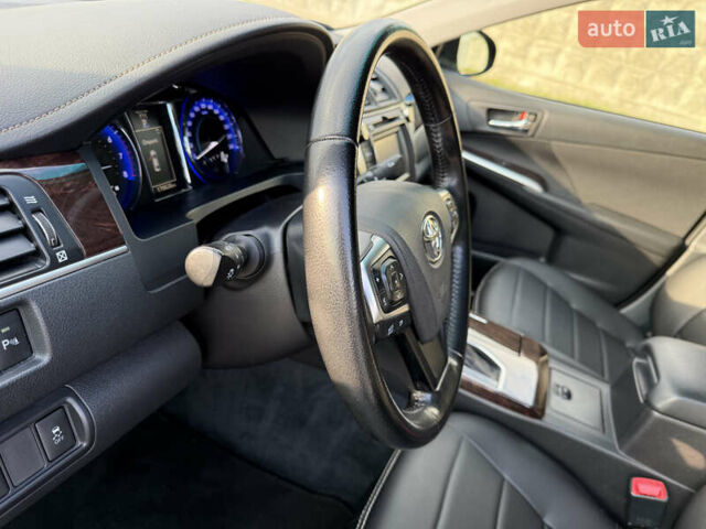 Черный Тойота Камри, объемом двигателя 2.49 л и пробегом 170 тыс. км за 17000 $, фото 15 на Automoto.ua