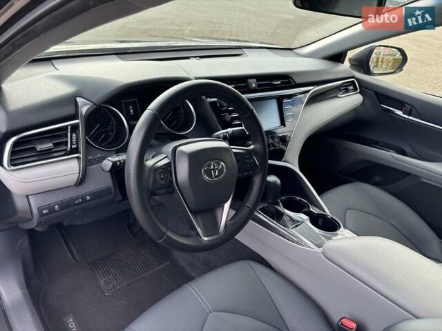 Черный Тойота Камри, объемом двигателя 2.5 л и пробегом 167 тыс. км за 18000 $, фото 11 на Automoto.ua