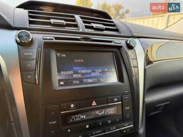 Черный Тойота Камри, объемом двигателя 2.49 л и пробегом 170 тыс. км за 17000 $, фото 10 на Automoto.ua