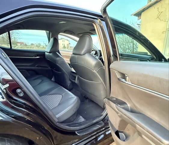 Черный Тойота Камри, объемом двигателя 2.5 л и пробегом 170 тыс. км за 18000 $, фото 11 на Automoto.ua