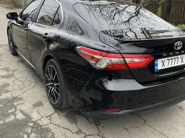 Чорний Тойота Камрі, об'ємом двигуна 2.5 л та пробігом 180 тис. км за 15999 $, фото 1 на Automoto.ua