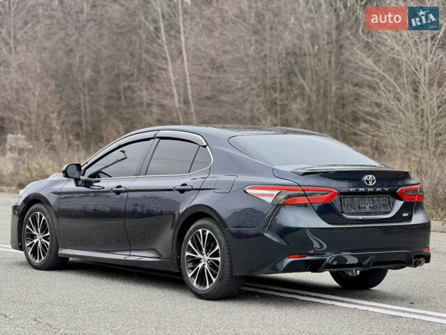 Чорний Тойота Камрі, об'ємом двигуна 2.5 л та пробігом 174 тис. км за 17300 $, фото 5 на Automoto.ua