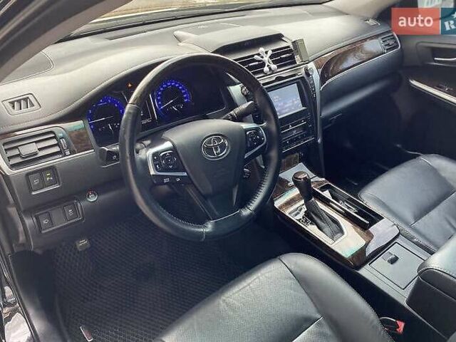 Чорний Тойота Камрі, об'ємом двигуна 2.49 л та пробігом 135 тис. км за 16400 $, фото 3 на Automoto.ua