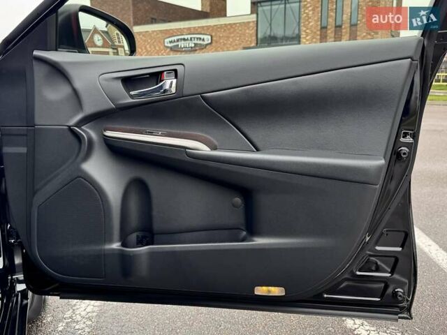 Черный Тойота Камри, объемом двигателя 2.49 л и пробегом 70 тыс. км за 20000 $, фото 33 на Automoto.ua