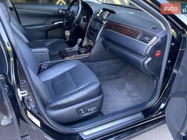 Чорний Тойота Камрі, об'ємом двигуна 2.49 л та пробігом 135 тис. км за 16400 $, фото 10 на Automoto.ua