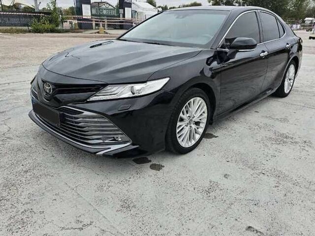 Чорний Тойота Камрі, об'ємом двигуна 2.5 л та пробігом 129 тис. км за 15000 $, фото 2 на Automoto.ua