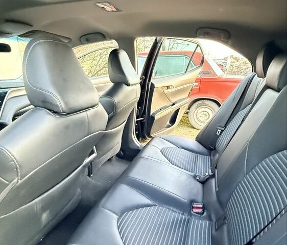 Черный Тойота Камри, объемом двигателя 2.5 л и пробегом 170 тыс. км за 18000 $, фото 8 на Automoto.ua