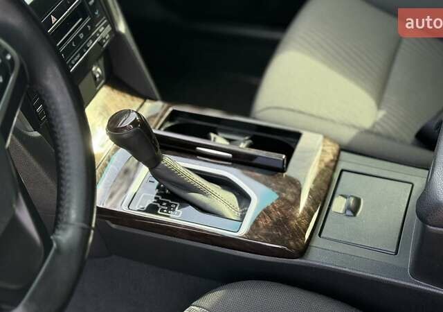 Черный Тойота Камри, объемом двигателя 2.49 л и пробегом 105 тыс. км за 17000 $, фото 11 на Automoto.ua