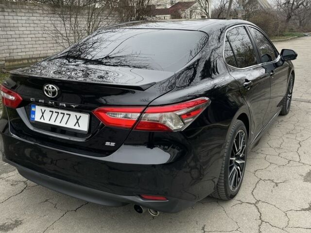 Чорний Тойота Камрі, об'ємом двигуна 2.5 л та пробігом 180 тис. км за 15999 $, фото 3 на Automoto.ua
