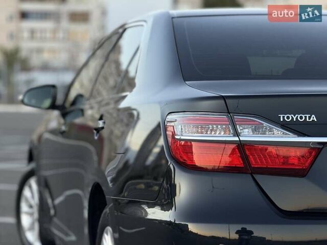 Тойота Камри 2017 в Киеве на Automoto.ua Черный Тойота Камри, объемом двигателя 2.49 л и пробегом 79 тыс. км за 19999 $, фото 19 на Automoto.ua