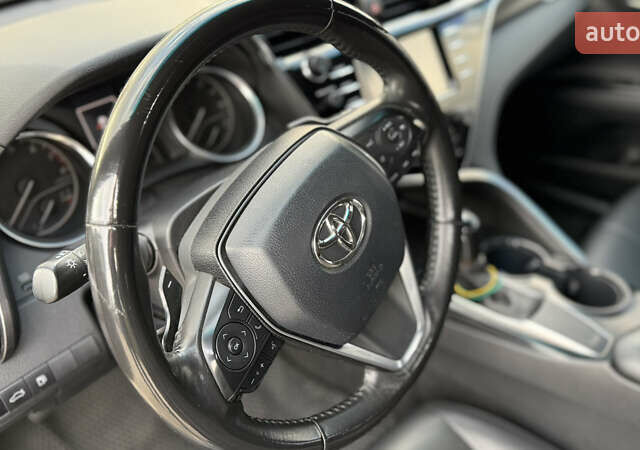 Черный Тойота Камри, объемом двигателя 2.49 л и пробегом 155 тыс. км за 18999 $, фото 13 на Automoto.ua