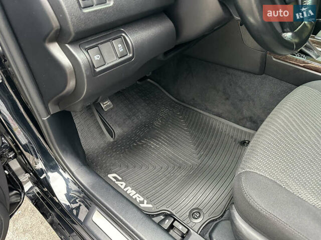 Чорний Тойота Камрі, об'ємом двигуна 2.49 л та пробігом 149 тис. км за 16999 $, фото 33 на Automoto.ua
