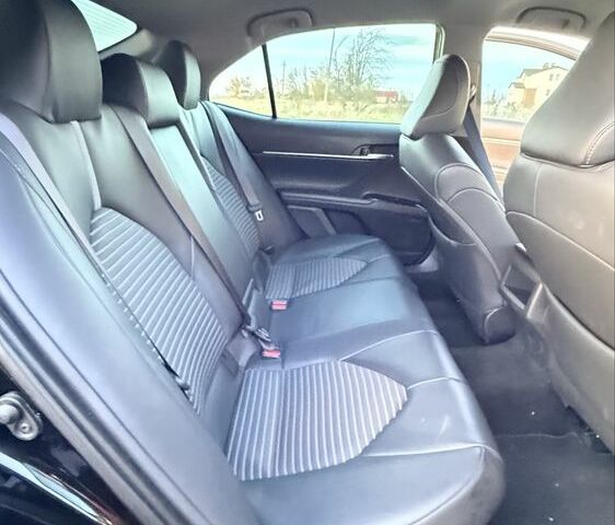 Черный Тойота Камри, объемом двигателя 2.5 л и пробегом 170 тыс. км за 18000 $, фото 6 на Automoto.ua