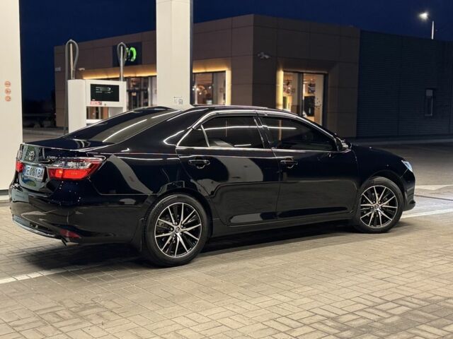 Черный Тойота Камри, объемом двигателя 2.5 л и пробегом 210 тыс. км за 18300 $, фото 2 на Automoto.ua