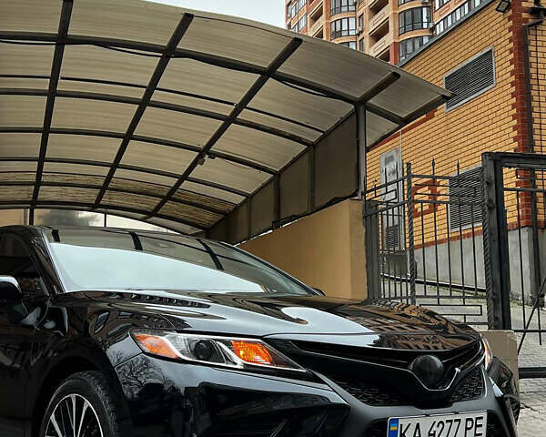 Черный Тойота Камри, объемом двигателя 2.49 л и пробегом 136 тыс. км за 17000 $, фото 6 на Automoto.ua