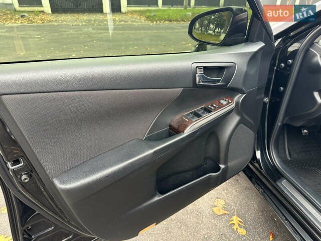 Чорний Тойота Камрі, об'ємом двигуна 2.49 л та пробігом 149 тис. км за 16999 $, фото 30 на Automoto.ua