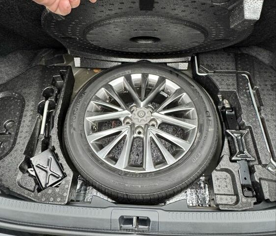 Черный Тойота Камри, объемом двигателя 2.5 л и пробегом 168 тыс. км за 16700 $, фото 6 на Automoto.ua