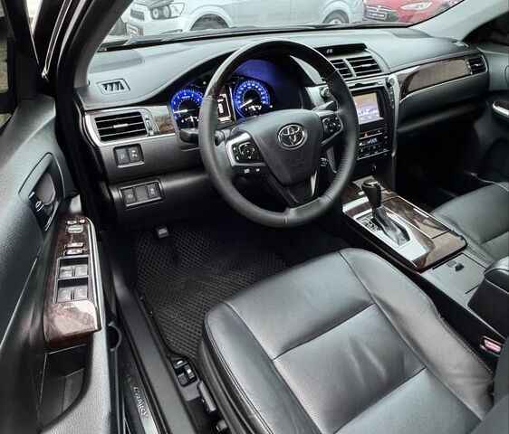 Черный Тойота Камри, объемом двигателя 2.5 л и пробегом 168 тыс. км за 16700 $, фото 10 на Automoto.ua