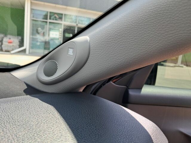 Черный Тойота Камри, объемом двигателя 3.5 л и пробегом 70 тыс. км за 24500 $, фото 5 на Automoto.ua