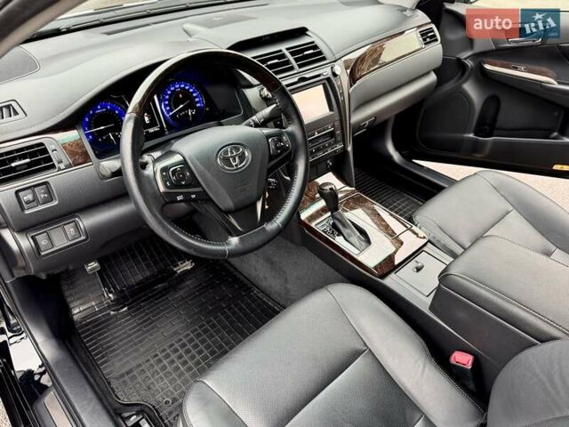 Черный Тойота Камри, объемом двигателя 2.49 л и пробегом 70 тыс. км за 20000 $, фото 20 на Automoto.ua