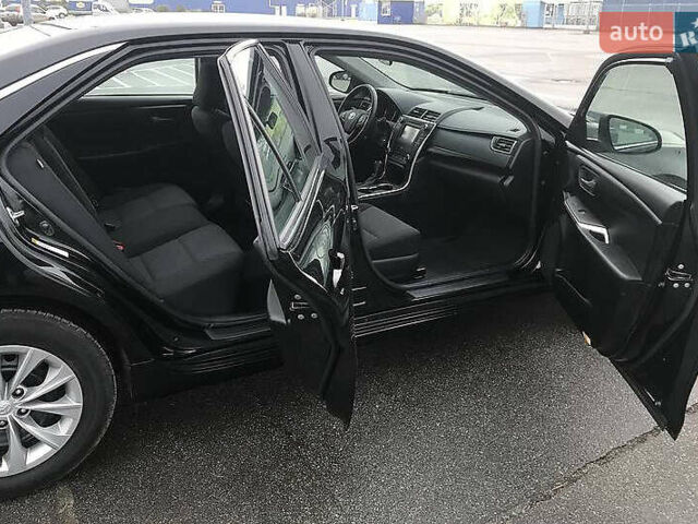 Черный Тойота Камри, объемом двигателя 2.5 л и пробегом 130 тыс. км за 15200 $, фото 16 на Automoto.ua