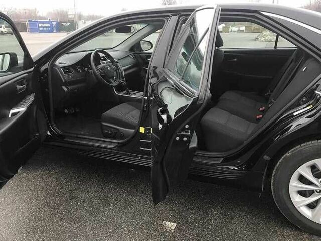 Черный Тойота Камри, объемом двигателя 2.5 л и пробегом 130 тыс. км за 13200 $, фото 11 на Automoto.ua