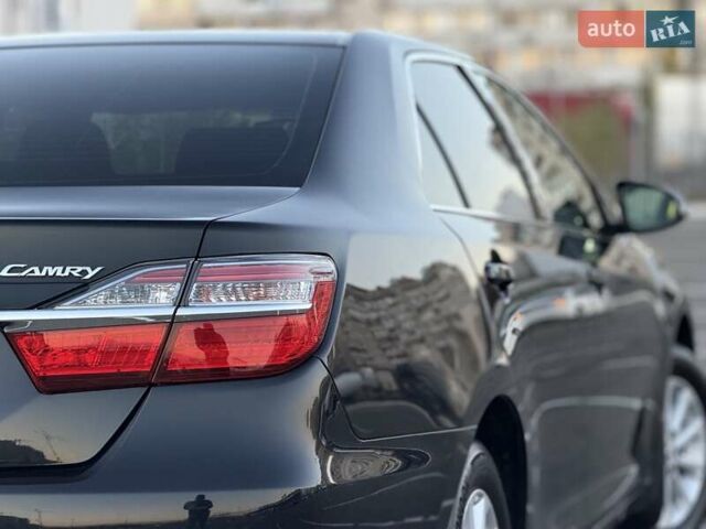 Тойота Камри 2017 в Киеве на Automoto.ua Черный Тойота Камри, объемом двигателя 2.49 л и пробегом 79 тыс. км за 19999 $, фото 12 на Automoto.ua