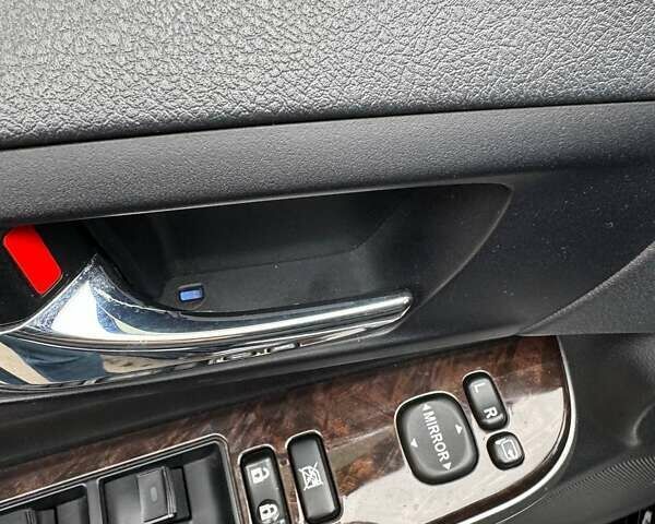 Черный Тойота Камри, объемом двигателя 2.49 л и пробегом 195 тыс. км за 19000 $, фото 4 на Automoto.ua