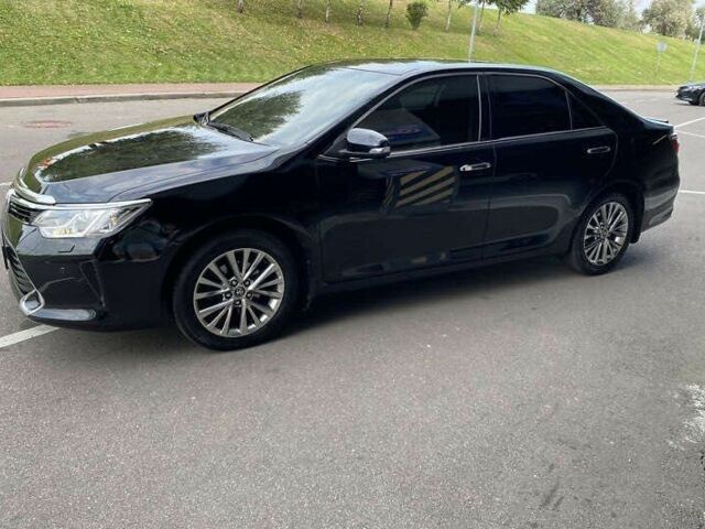 Чорний Тойота Камрі, об'ємом двигуна 2.5 л та пробігом 135 тис. км за 14800 $, фото 1 на Automoto.ua
