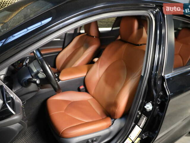 Черный Тойота Камри, объемом двигателя 2.49 л и пробегом 145 тыс. км за 16800 $, фото 10 на Automoto.ua