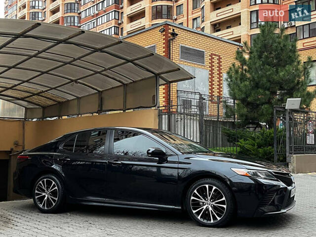 Черный Тойота Камри, объемом двигателя 2.49 л и пробегом 136 тыс. км за 17000 $, фото 4 на Automoto.ua