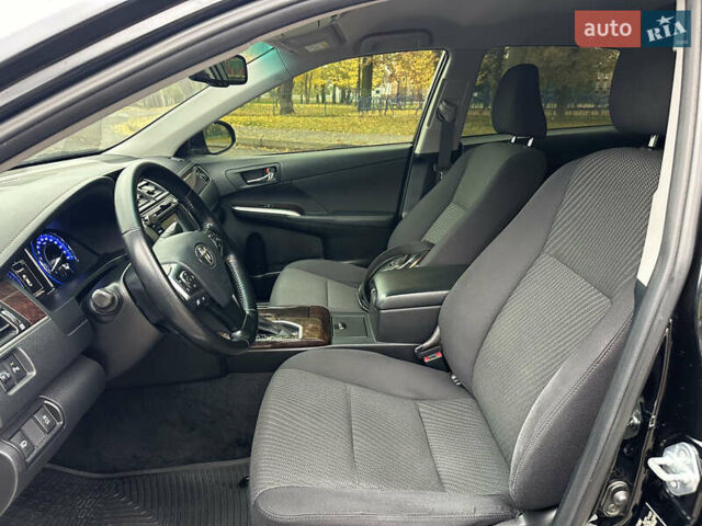 Чорний Тойота Камрі, об'ємом двигуна 2.49 л та пробігом 149 тис. км за 16999 $, фото 38 на Automoto.ua